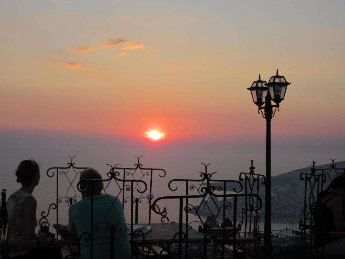 Amazing Sea City View Apartment Sarandë Eksteriør billede